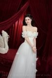  Váy trắng công chúa bẹt vai đính hoa LOVELYN 