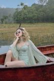  Set bikini kèm áo choàng FANCIER 