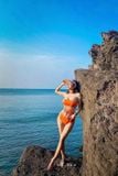  Set bikini lưới bụng cam NG 3.5 