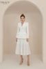  Set vest với chân váy xếp pli trắng TRACY STUDIO 