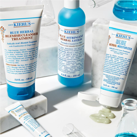 Kiehl's Toner Blue Astringent Herbal Lotion Kiểm Soát Dầu Cho Da Dầu Và Da Mụn 250Ml