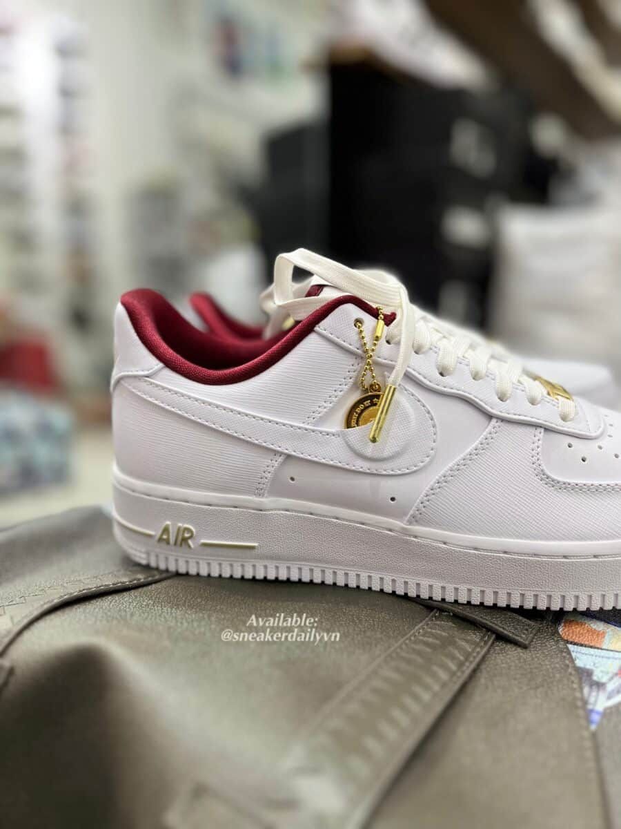 Gi y Nike Air Force 1 Low Just Do It Hangtag DV7584 100 DON