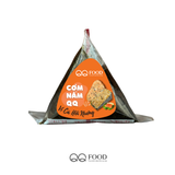  Cơm nắm cá hồi 