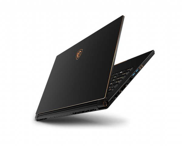  Laptop Gaming MSI GS65 Stealth 8SE 225VN 