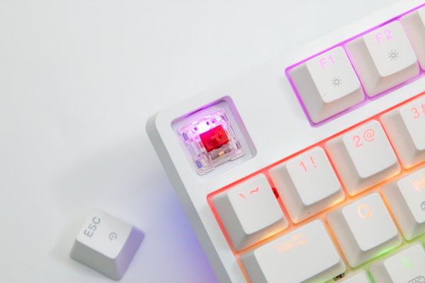  Bàn phím cơ Fuhlen D87s RGB White Blue switch 