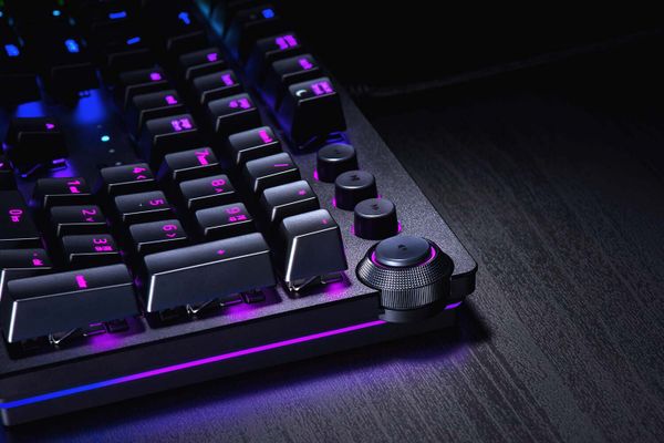  Bàn phím Razer Huntsman Elite - Linear Optical Switch 