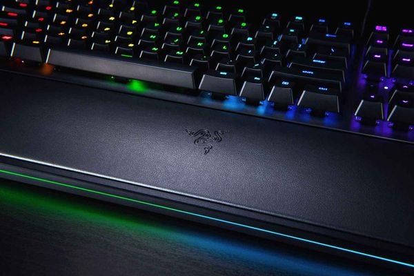  Bàn phím Razer Huntsman Elite - Linear Optical Switch 