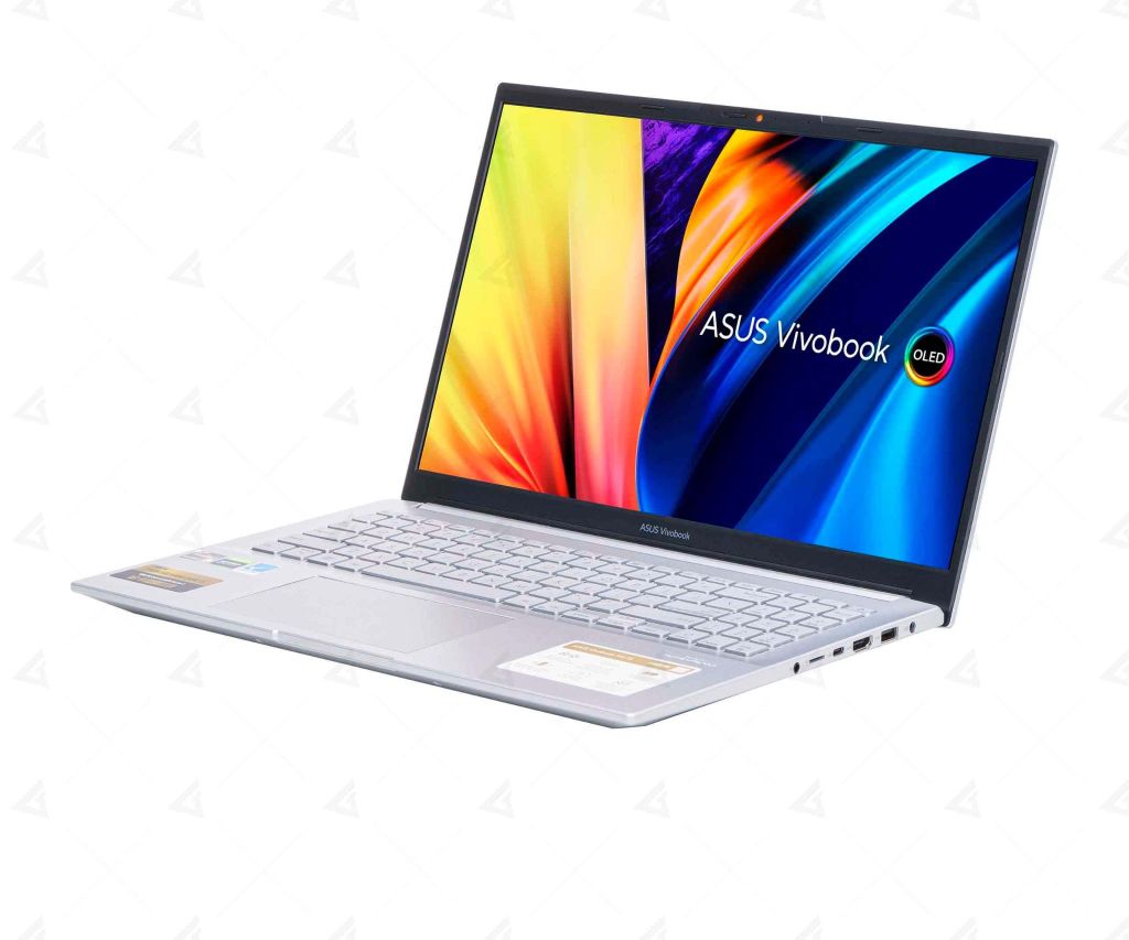 Notebook ASUS Vivobook Pro 15 OLED (M6500) Ryzen 7 4.2Ghz, 8GB, GTX 1650  4GB, 512GB SSD, 15.6 FHD 144Hz 