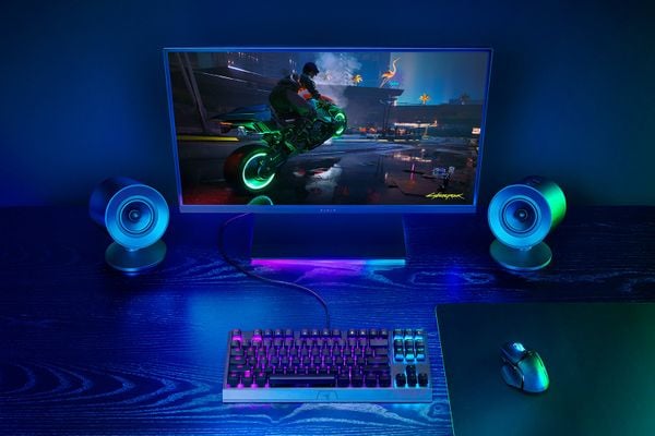  Loa Razer Nommo V2 X 