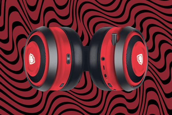  Tai nghe Razer Nari Ultimate PewDiePie Edition 