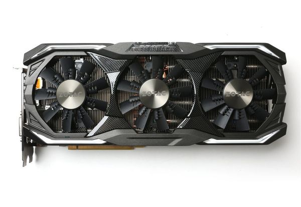  ZOTAC GTX 1070 AMP Extreme 8G GDDR5 - 3 Fan 