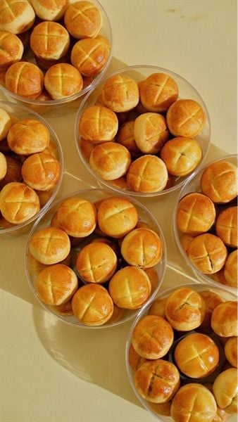 BÁNH DỨA MINI (HỘP 16C)