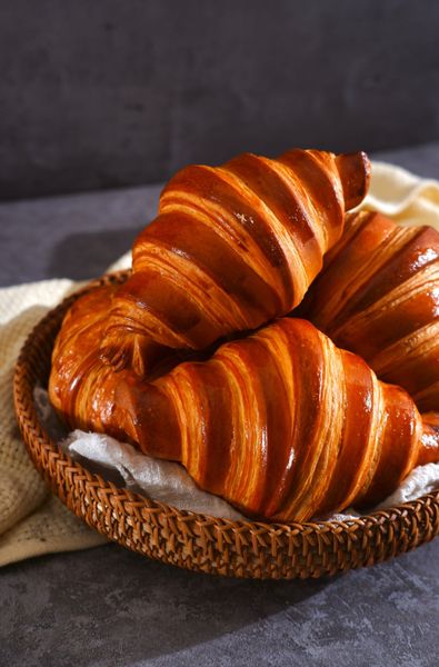 BÁNH SỪNG BÒ - CROISSANT PLAIN