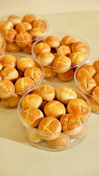 BÁNH DỨA MINI (HỘP 16C)