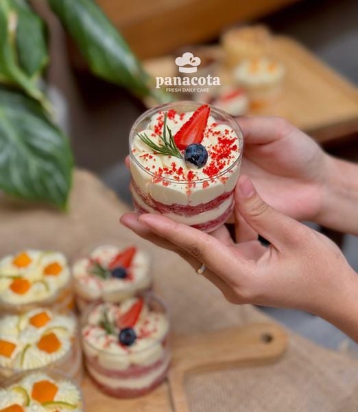 RED VELVET