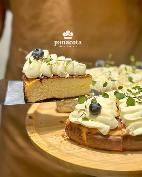 BURNT CHEESE CAKE - PHOMAI CHÁY MIẾNG CẮT