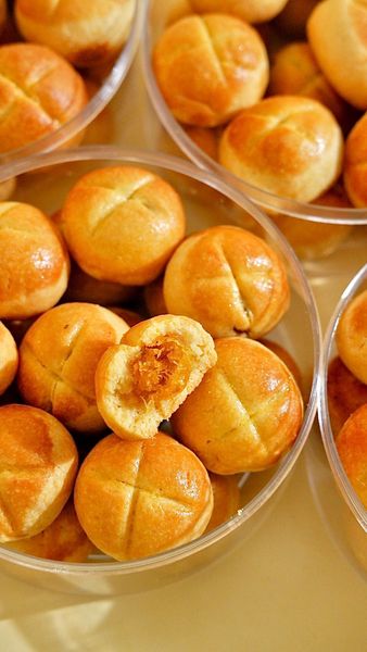 BÁNH DỨA MINI (HỘP 16C)