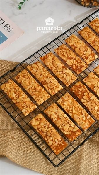 BÁNH NGÓI HẠNH NHÂN 500GR