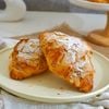 BÁNH CROISSANT HẠNH NHÂN
