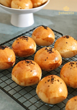 Bánh trung thu Lava trứng muối