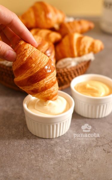 SỪNG BÒ MINI CHẤM SỐT (6C) - MINI CROISSANT