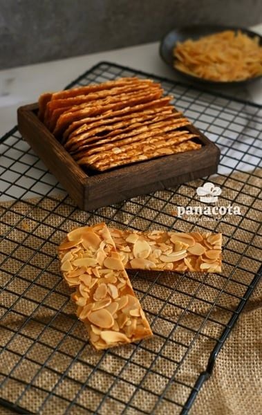 BÁNH NGÓI HẠNH NHÂN 500GR