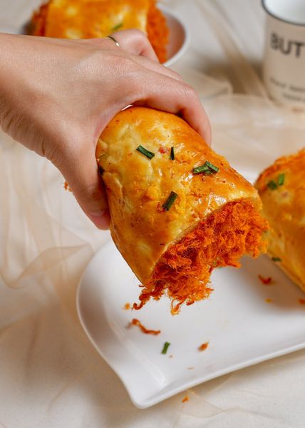 BÁNH MÌ CUỘN CHÀ BÔNG