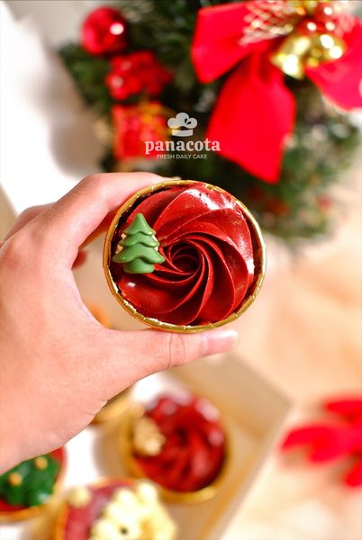 SET CUPCAKE KEM BƠ 6C