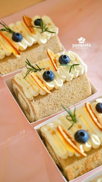 BÁNH CUỘN TRÀ BÁ TƯỚC HỘP