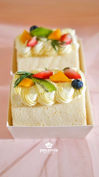 BÁNH CUỘN PHOMAI MỨT XOÀI HỘP