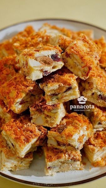 BÁNH BÔNG TUYẾT CHÀ BÔNG