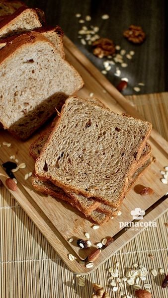 BÁNH MÌ GỐI NGUYÊN CÁM NGŨ CỐC
