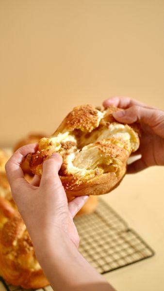 BÁNH MÌ KHOAI LANG PHOMAI