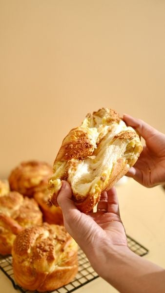 BÁNH MÌ KHOAI LANG PHOMAI