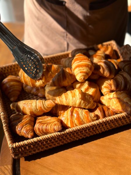 SỪNG BÒ MINI CHẤM SỐT (6C) - MINI CROISSANT
