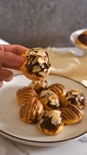 (TT) SET SU KEM PHỦ SOCOLA HẠNH NHÂN (8C)