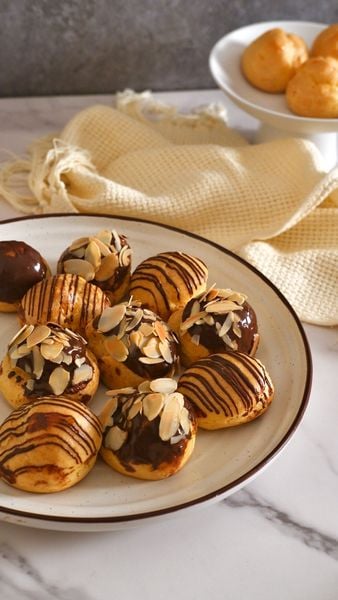 (TT) SET SU KEM PHỦ SOCOLA HẠNH NHÂN (8C)