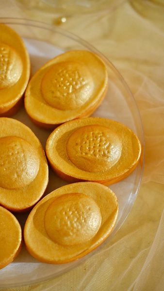 BÁNH DỨA THẦN TÀI