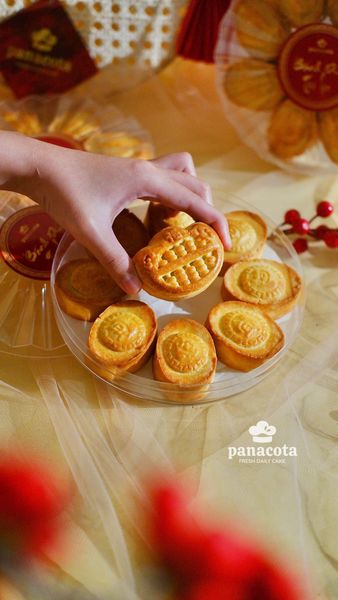 BÁNH DỨA TÀI LỘC