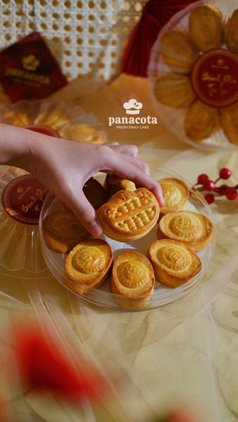 BÁNH DỨA TÀI LỘC