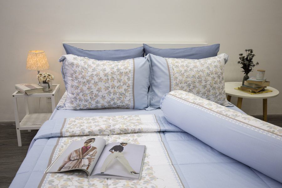  Bộ Drap Giường tencel lụa Sọc Xanh Biển Bông Nhí - Ngọc Hạnh Bedding 