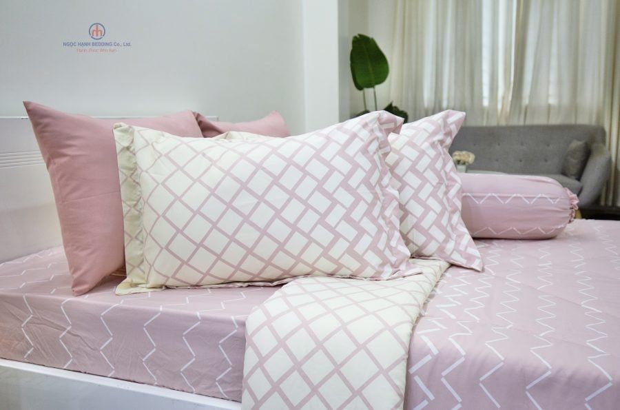  BỘ DRAP GIƯỜNG TENCEL SILKY HỒNG GỢN SÓNG - NGỌC HẠNH BEDDING 