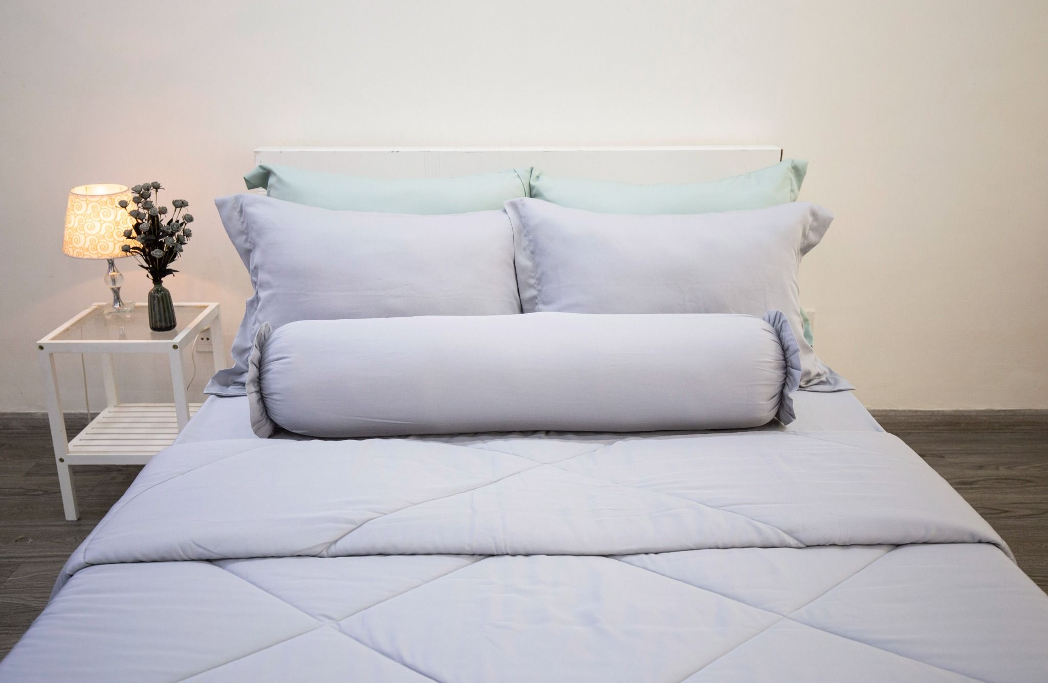  Bộ Drap Giường Tencel Lụa Xám Trơn 