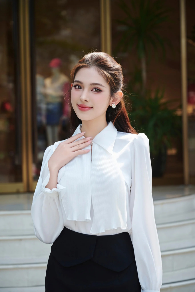 Áo sơ mi lụa hàn phối dây dập sóng