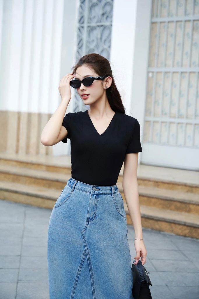 Áo thun nữ cổ tim vải CoolAir