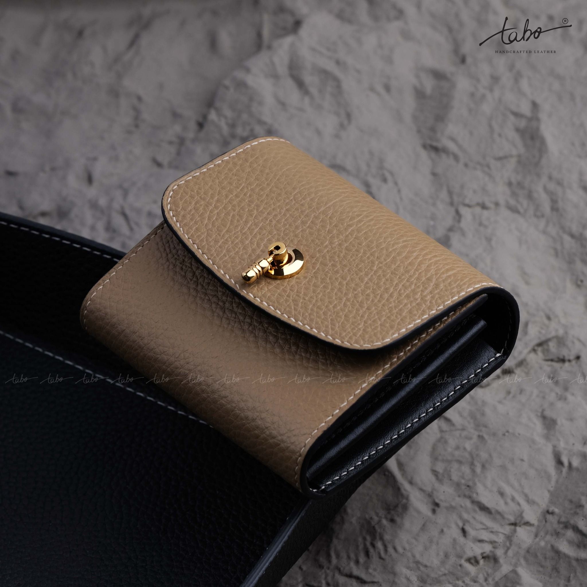  CARD HOLDER – MS47A 