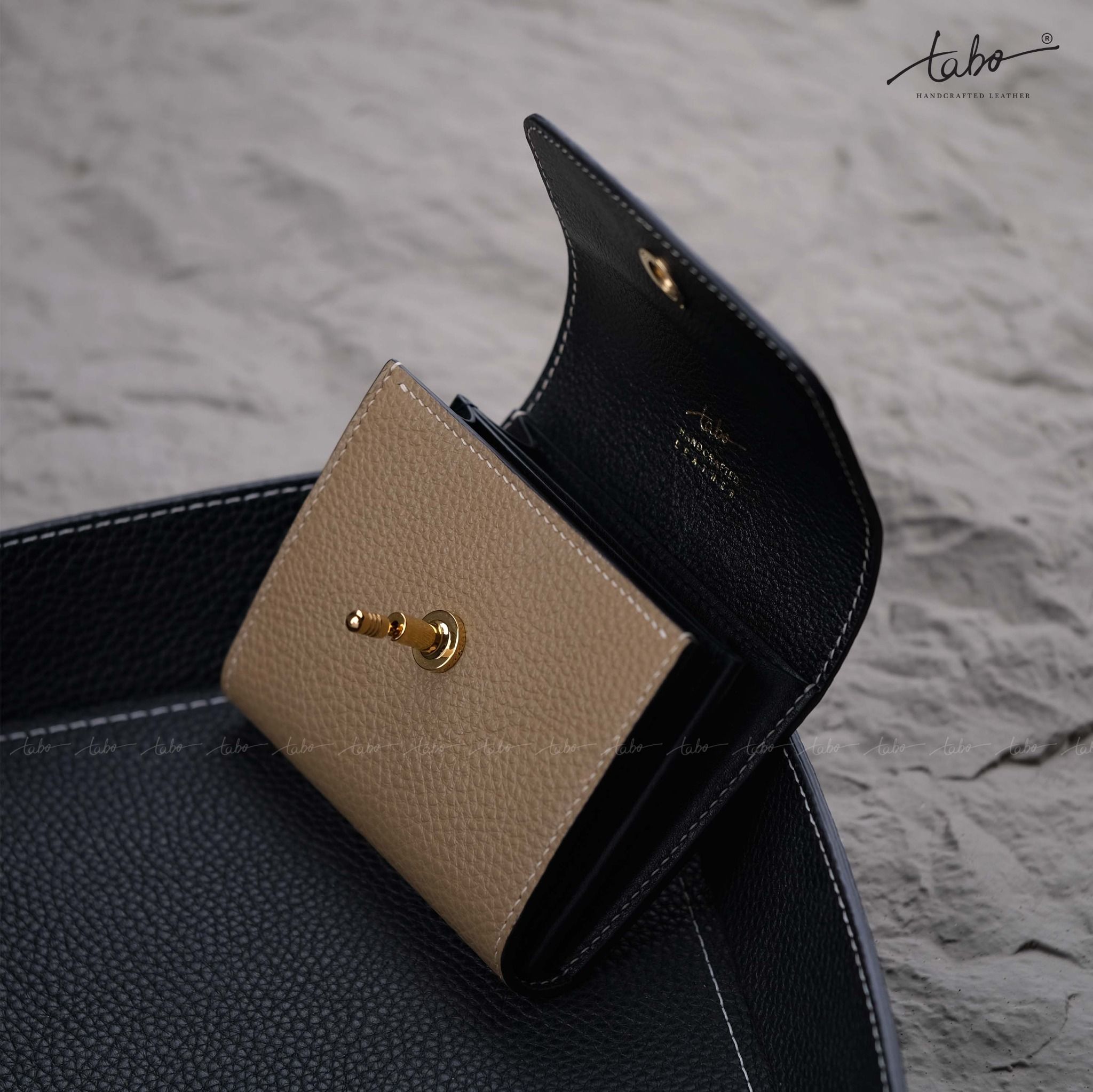  CARD HOLDER – MS47A 