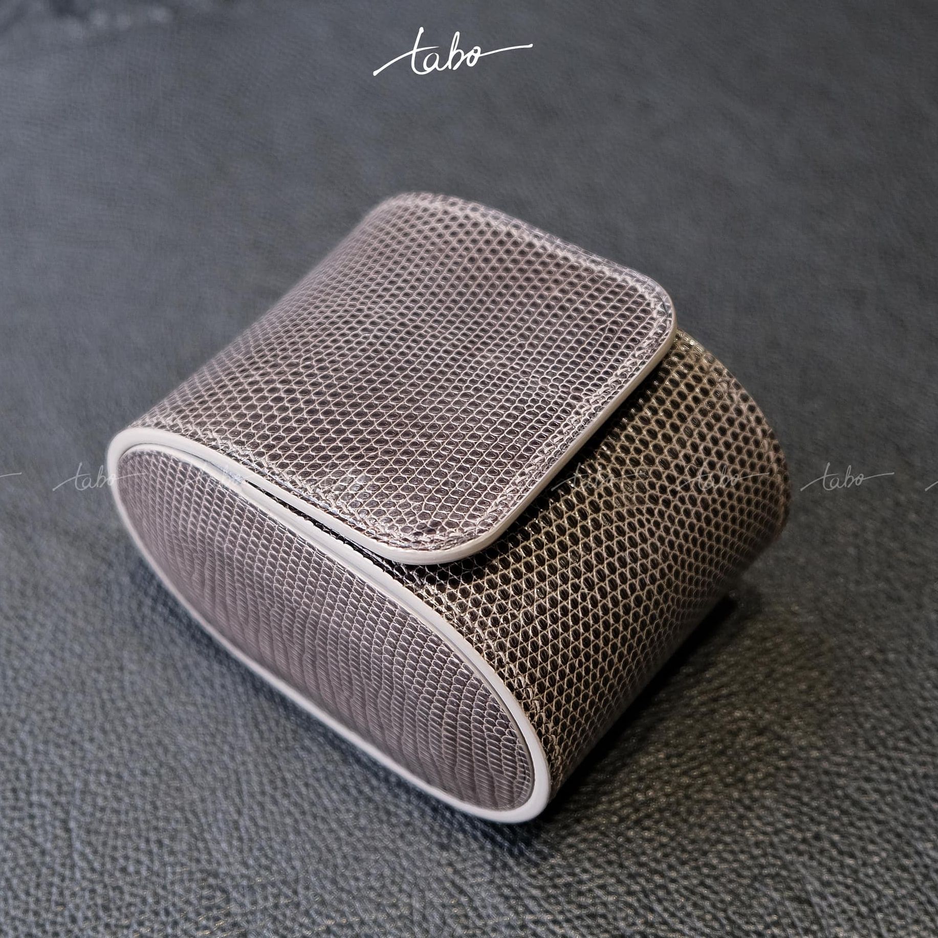  TRAVEL WATCH CASE FOR 1 WATCH MS03 