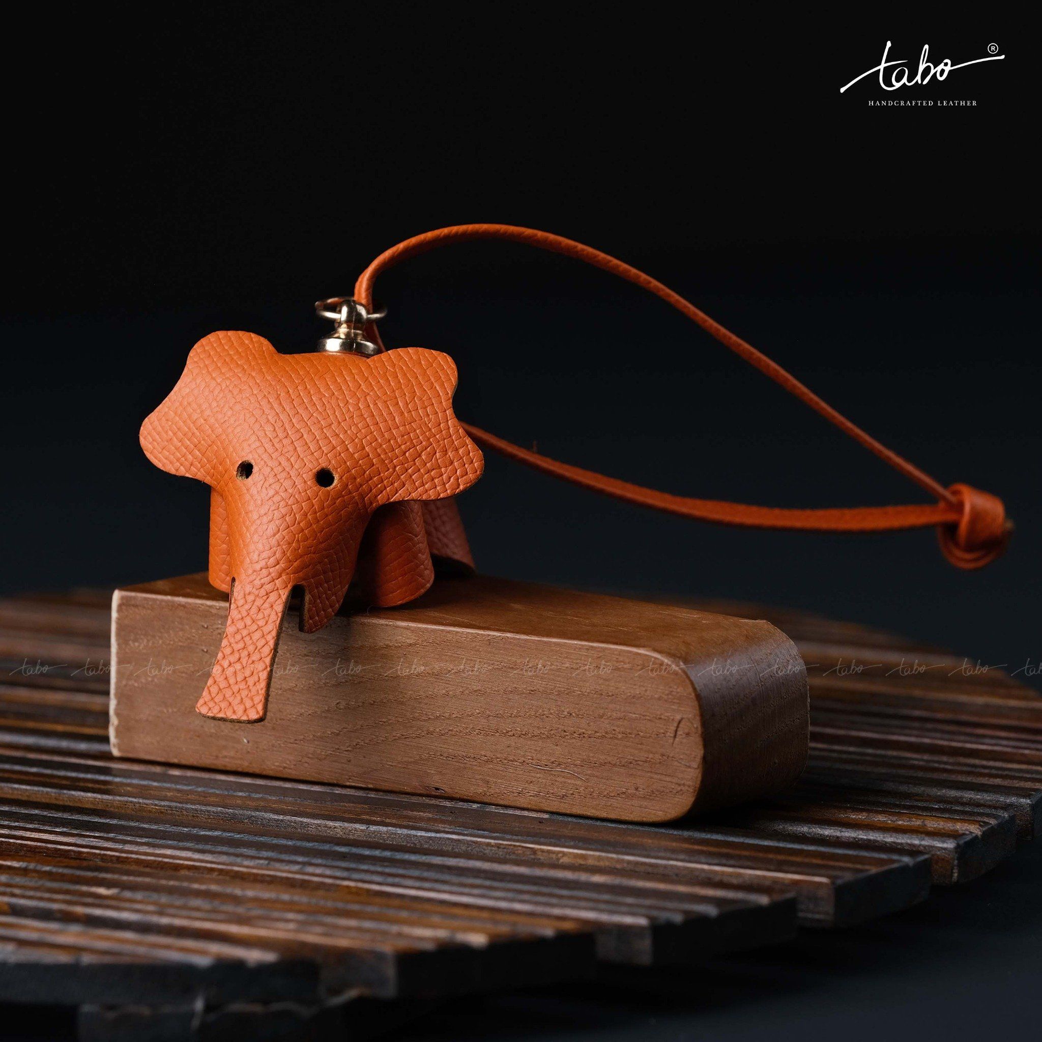  ELEPHANTS CHARMS 