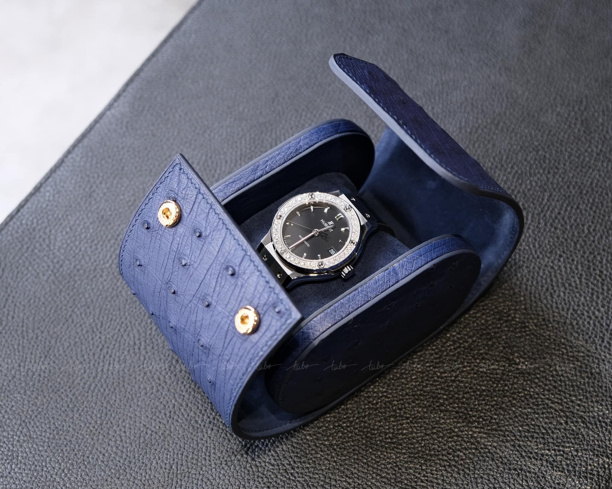  TRAVEL WATCH CASE FOR 1 WATCH MS05 